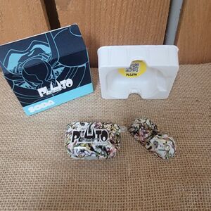 SODA - Pluto - Flower Painting Airpod Case for Apple Airpod Gen 3 New Open Box